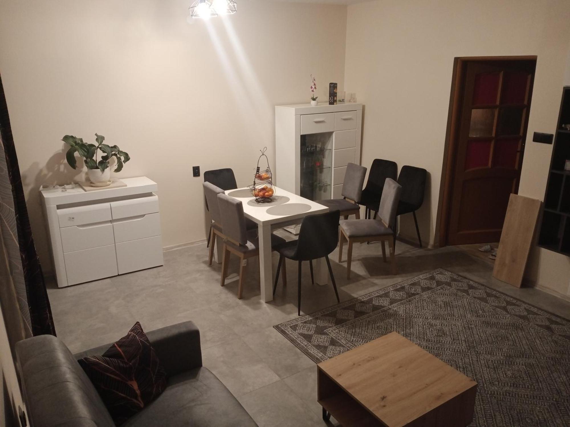 Uroczy Apartament كراكوفيا المظهر الخارجي الصورة