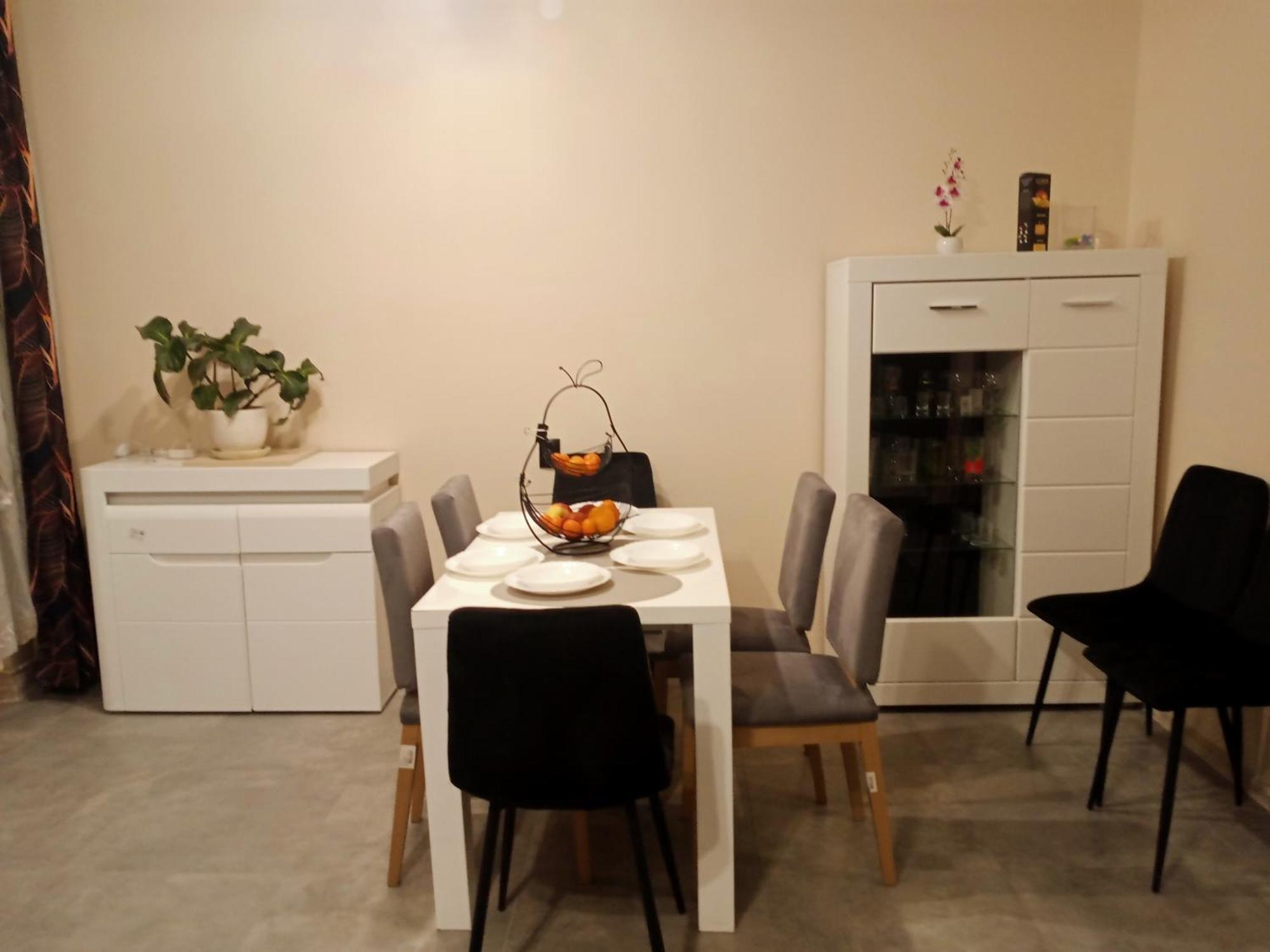 Uroczy Apartament كراكوفيا المظهر الخارجي الصورة